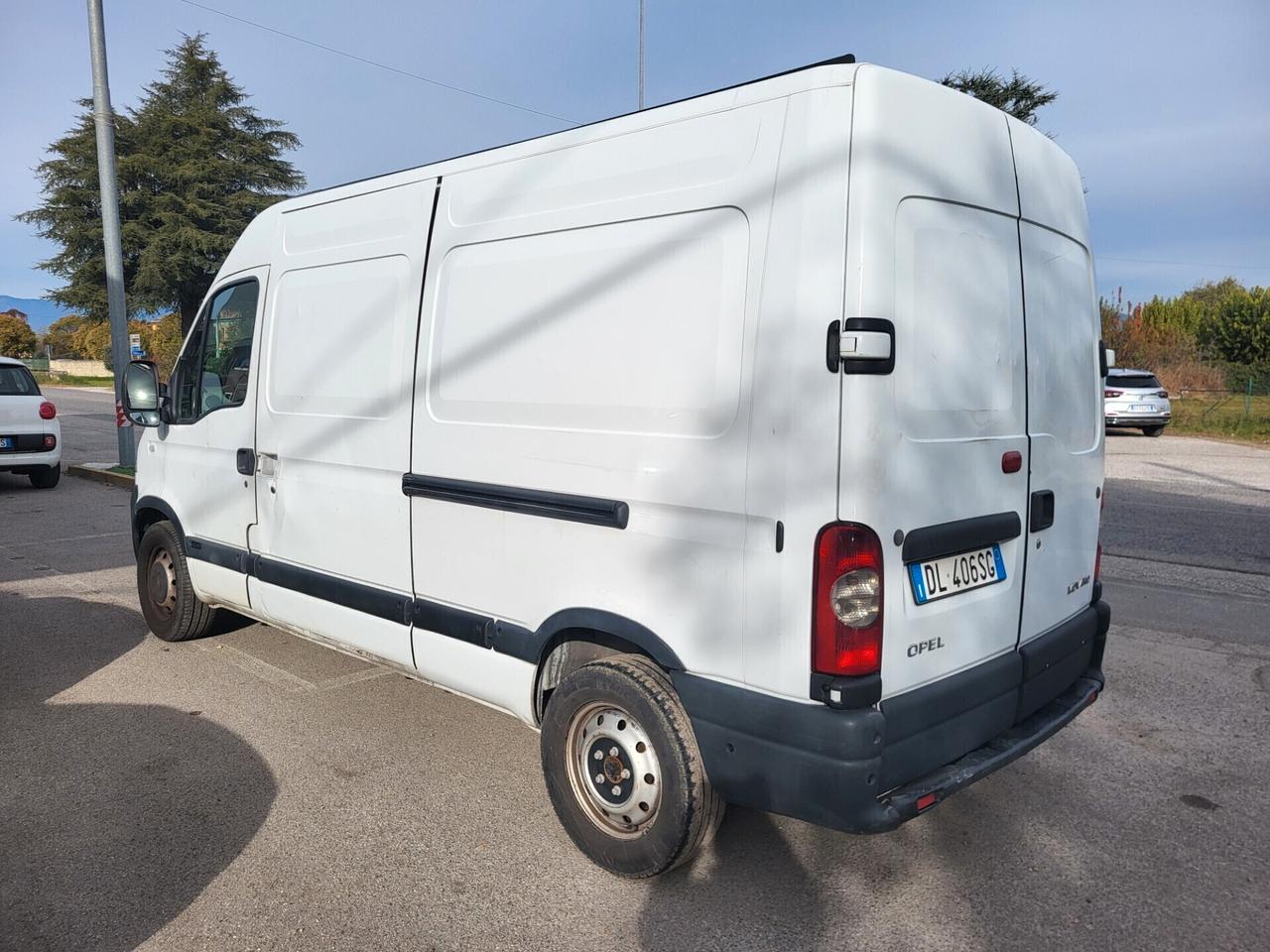 Opel Movano 35 2.5 CDTi