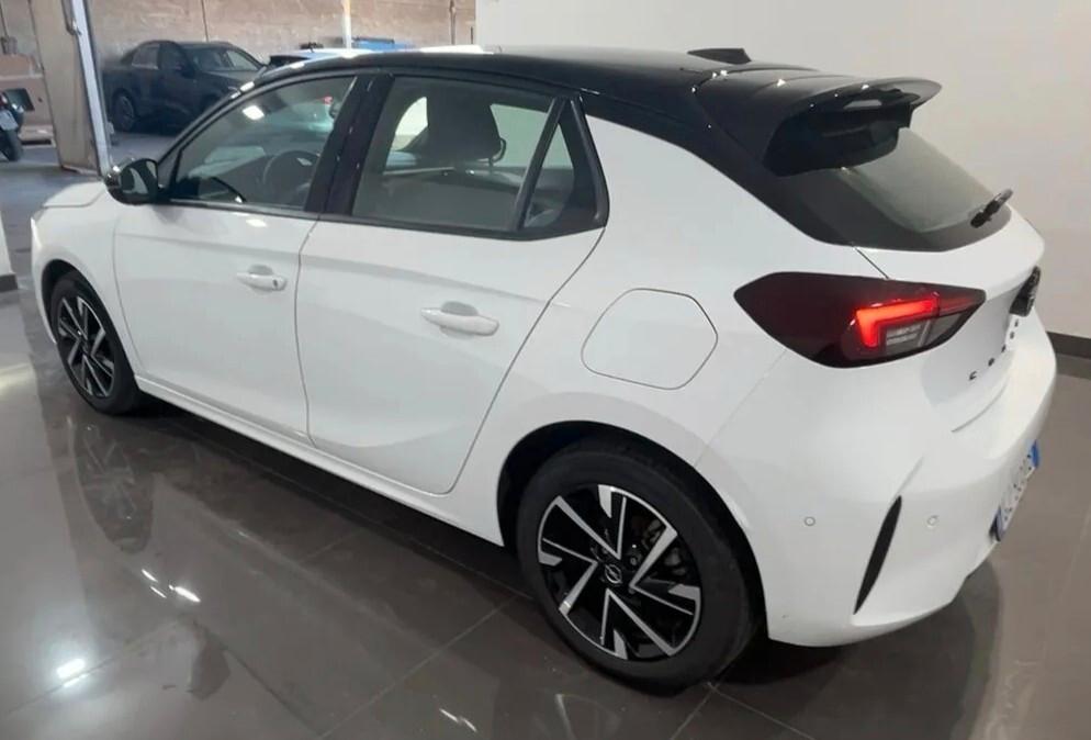 Opel Corsa Hybrid 110 CV aut. GS
