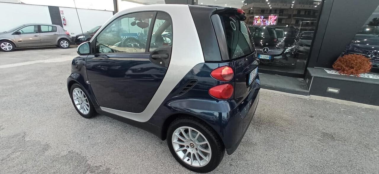 Smart ForTwo 1000 52 kW coupé passion LEGGI!