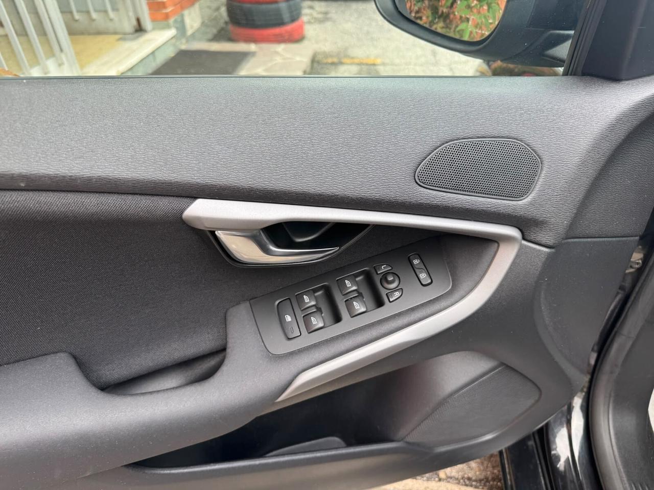 Volvo V40 D2 120cv Geartronic Kinetic
