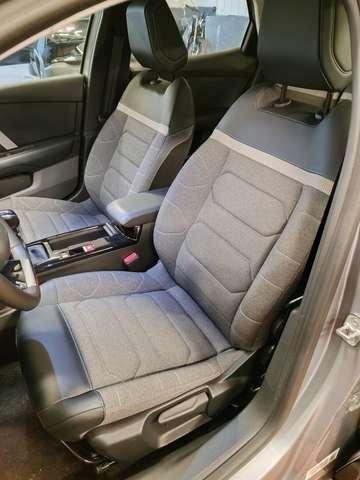 Citroen C4 1.2 130cv Feel Pack+ R18 + Navi + Head Up Display
