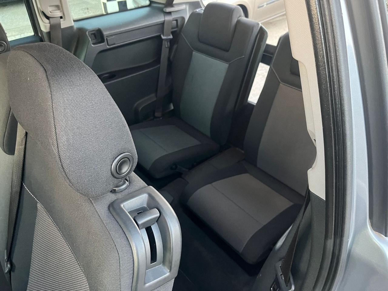 Opel Zafira 1.8 GPL-TECH Cosmo Unipro 2010