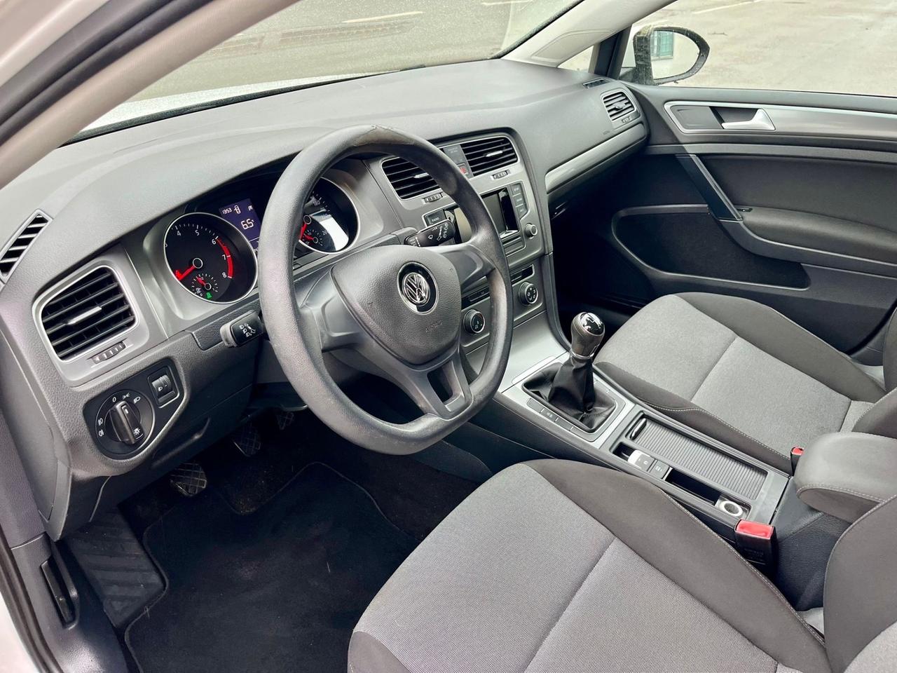 Volkswagen Golf 1.4metano 2015 143.000km perfetta per neopatentati