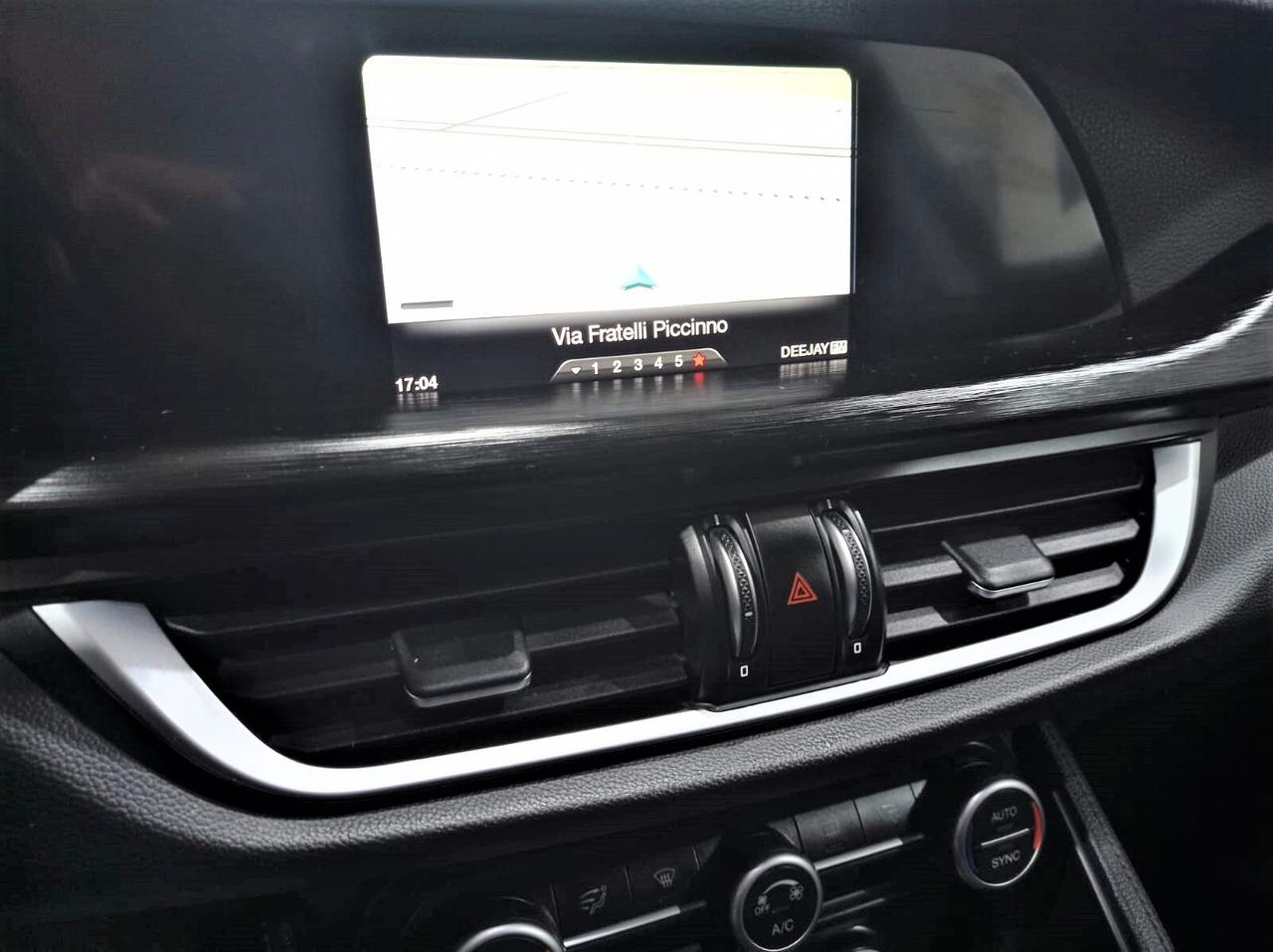 Alfa Romeo Stelvio 2.2 Turbodiesel 180 CV AT8 RWD Business