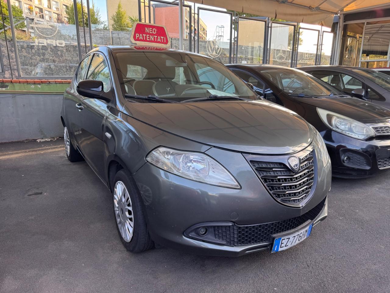 Lancia Ypsilon 1.2 69 CV 5 porte Elle