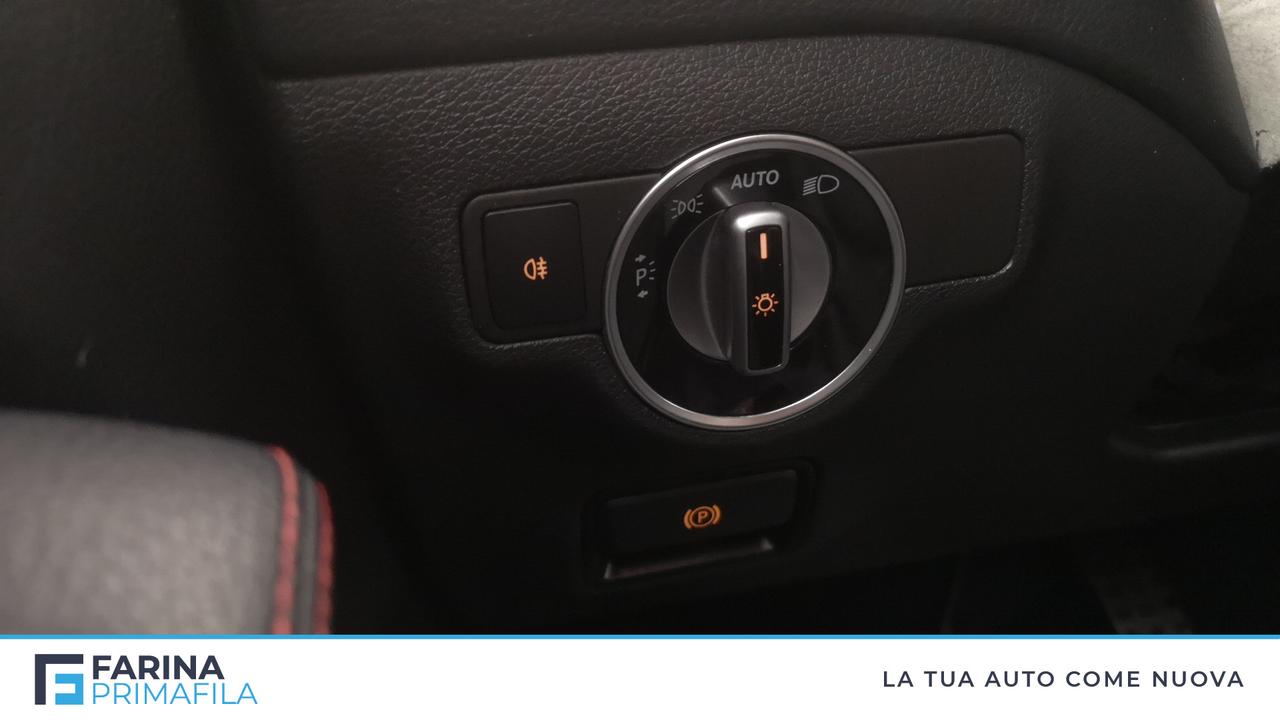 Mercedes-Benz CLA - C/X 117 - CLA 180 d Premium auto FL
