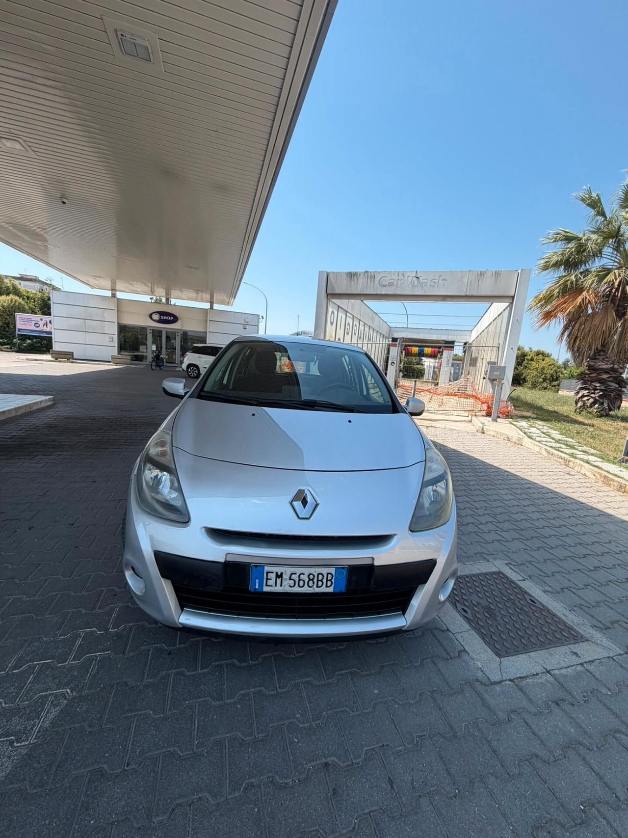 Renault Clio 1.2 16V 5 porte Dynamique