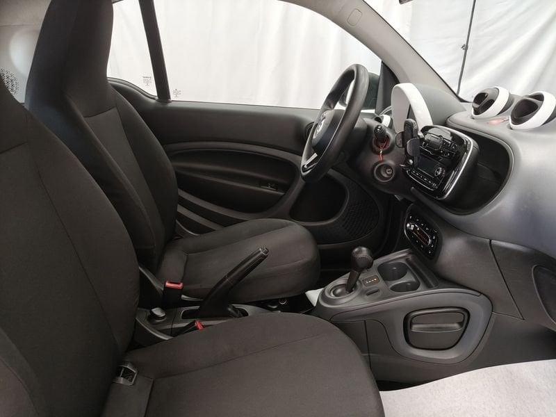 smart fortwo 70 1.0 Automatic Youngster