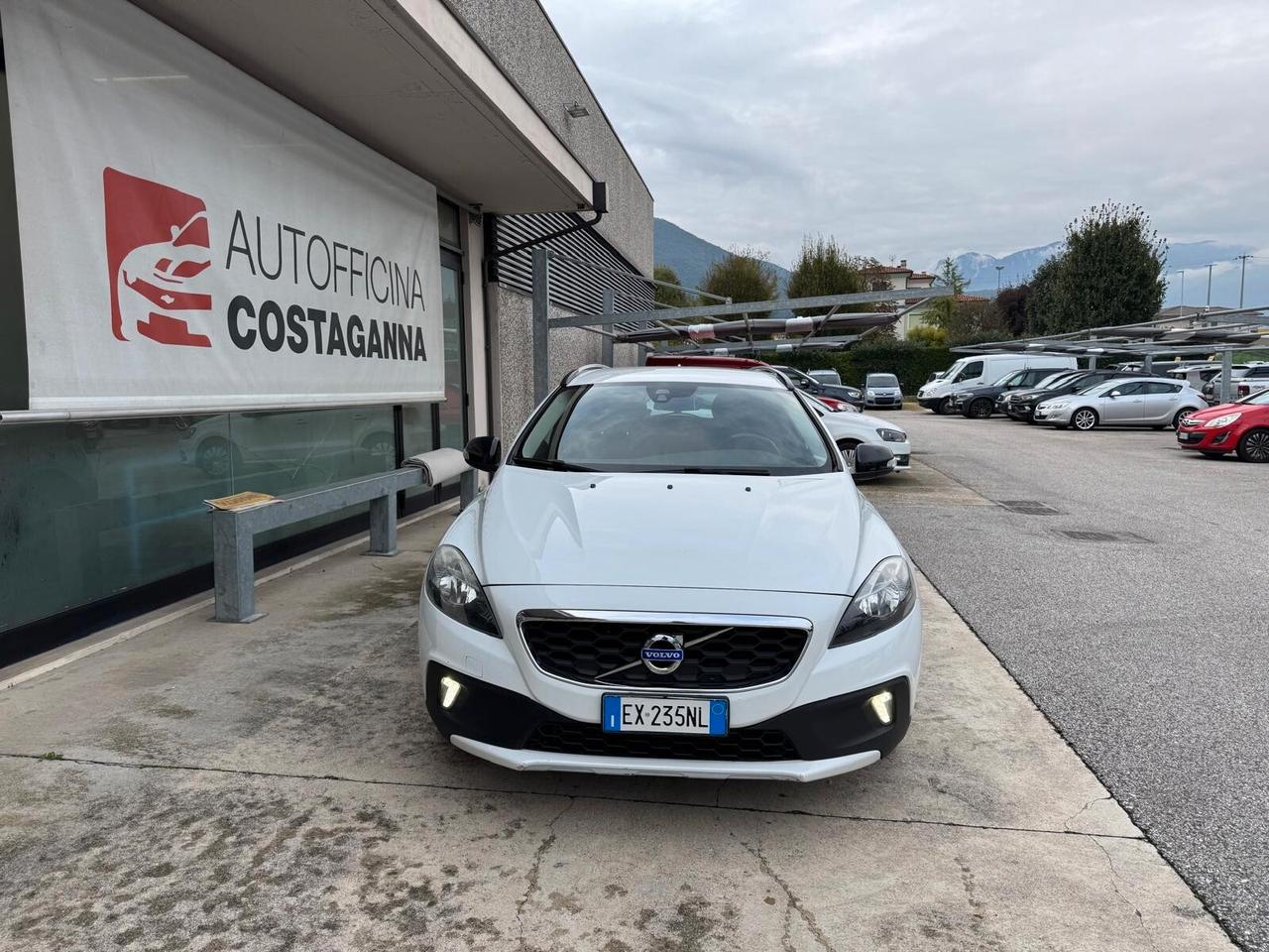 Volvo V40 Cross Country V40 Cross Country D2 1.6 Momentum