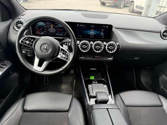 Mercedes-Benz GLA 200 GLA 200 d Premium auto