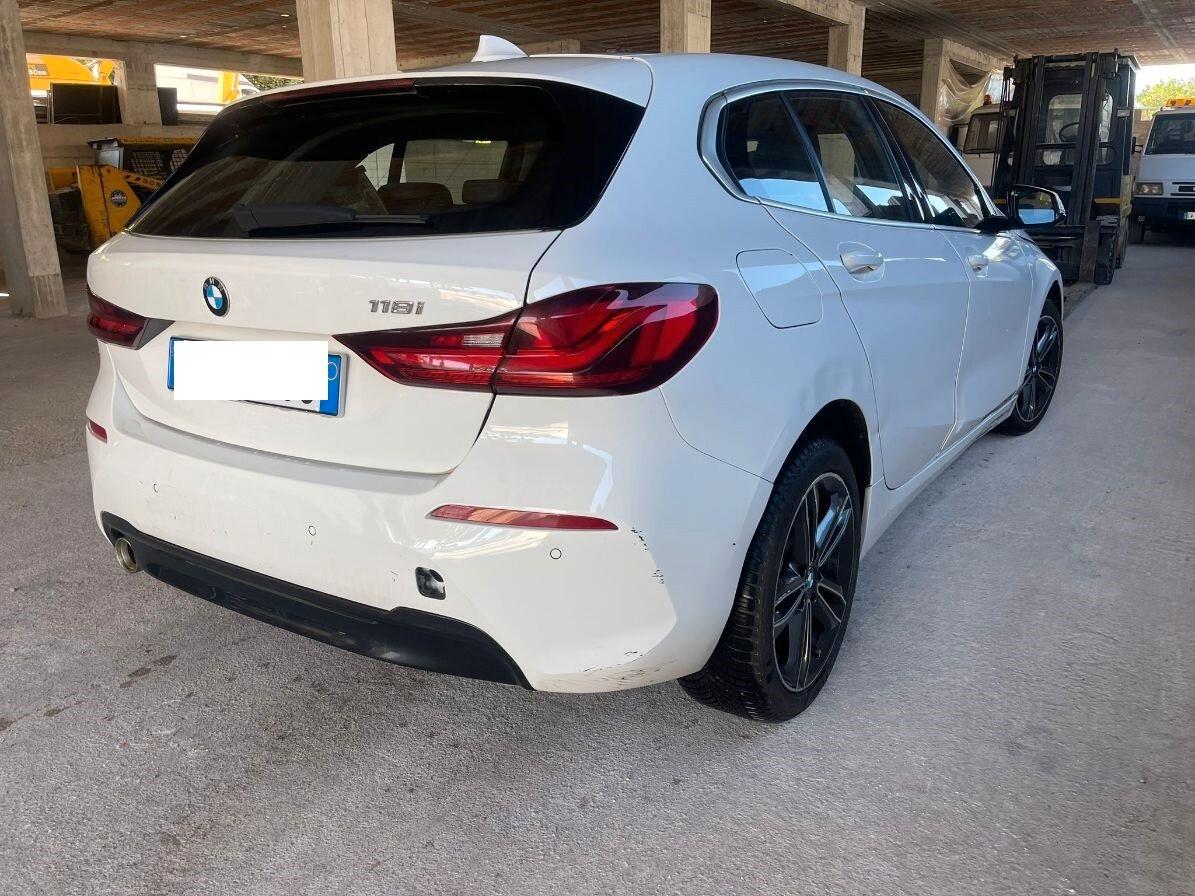 Bmw 118 118i 5p.