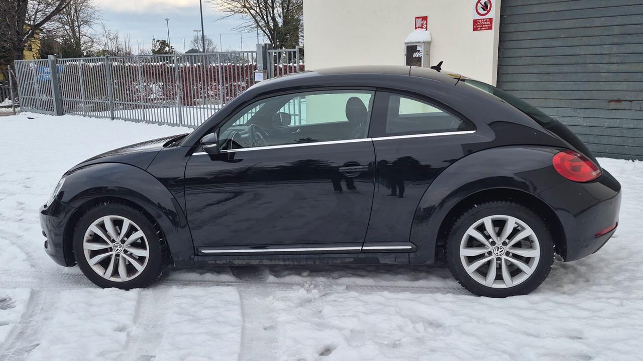 Volkswagen Maggiolino 1.6 TDI Design