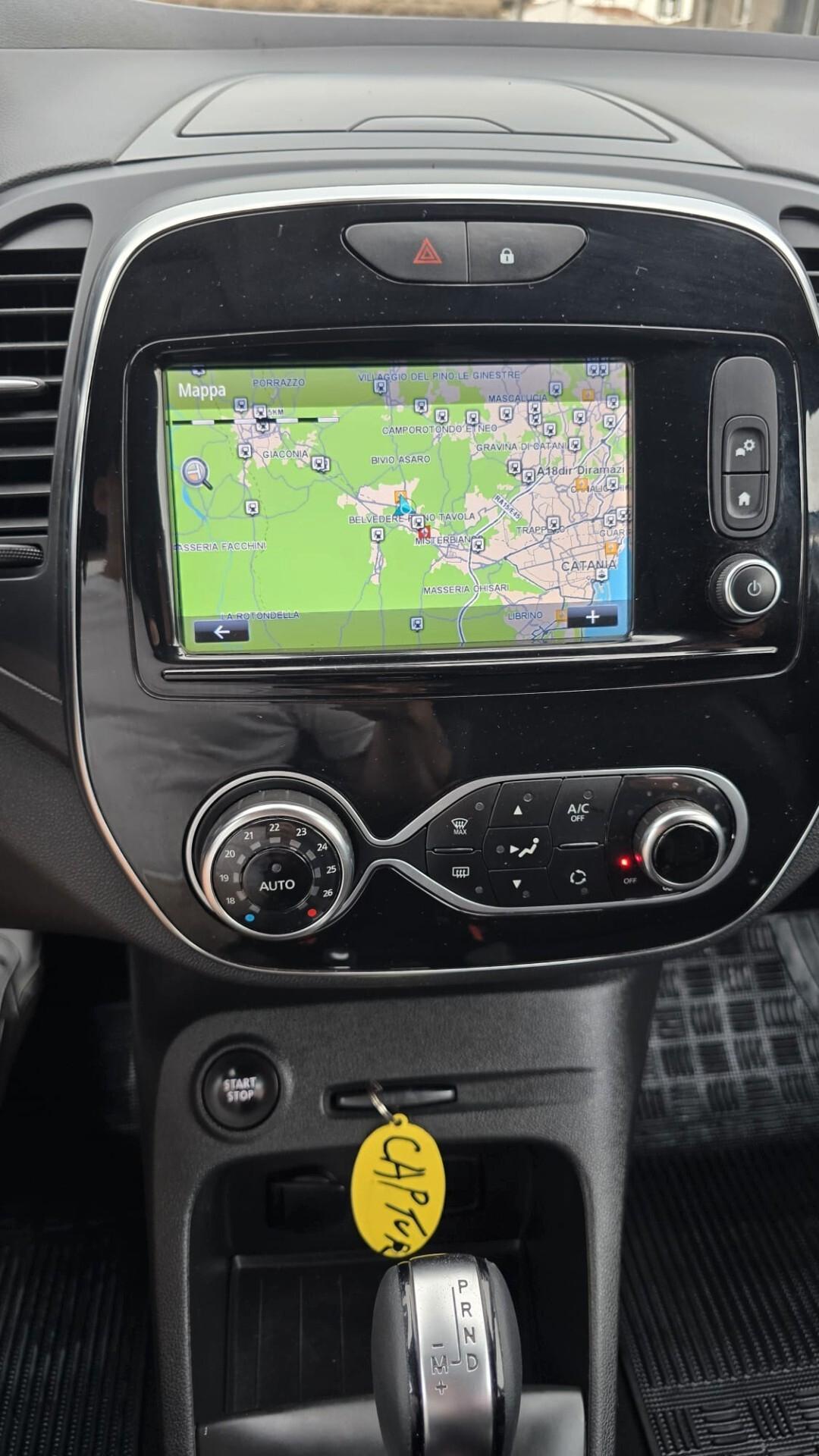 Renault Captur dCi 8V 90 CV EDC Start&Stop Energy Initiale Paris