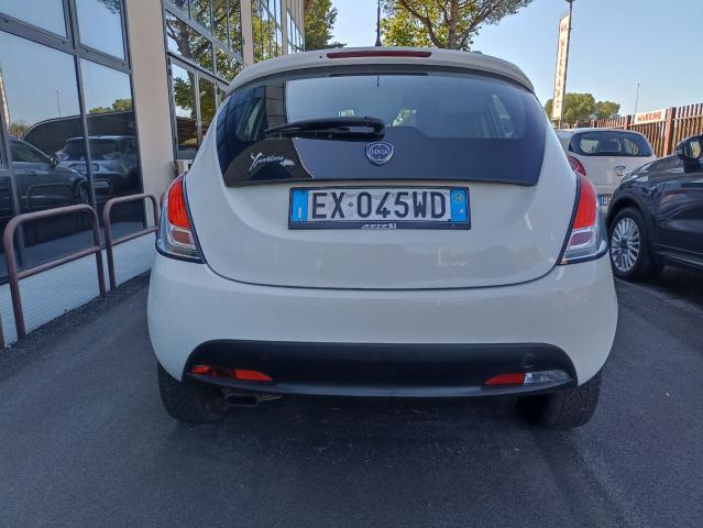 Lancia Ypsilon 1.3 95 cv Diesel Gold Black Packet