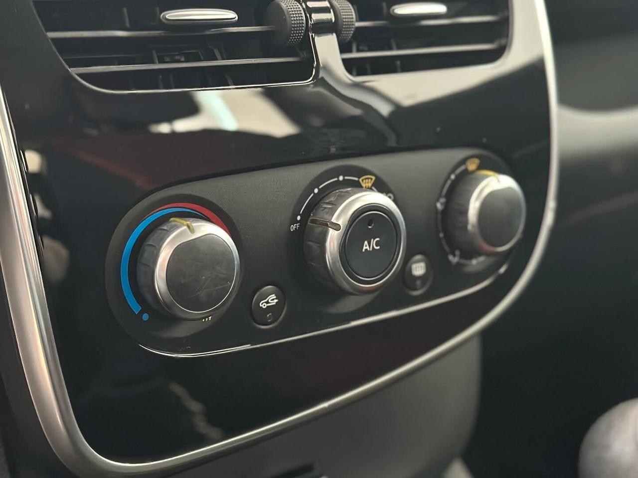 Renault Clio dCi 8V 75CV Start&Stop 5 porte Energy Life