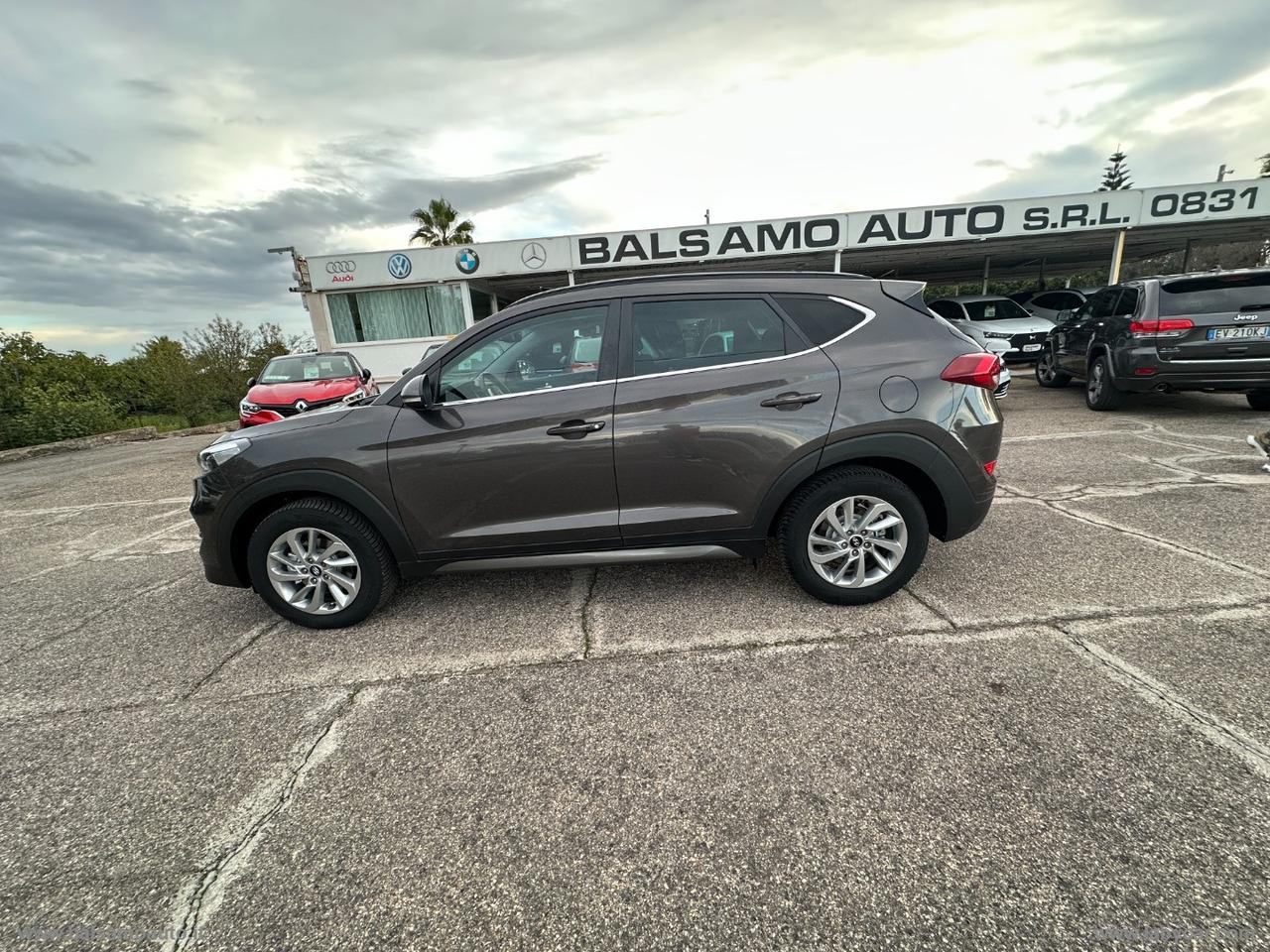 HYUNDAI Tucson 1.7 CRDi Comfort TETTO APRIBILE