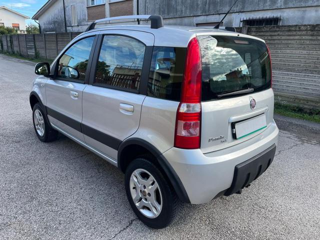 FIAT Panda 1.3 MJT ELD 4x4 Climbing