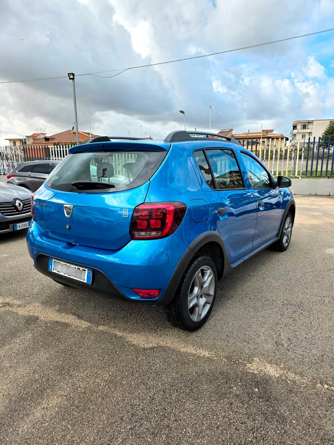 Dacia Sandero Stepway 1.0 bz 75 CV Access con 64.000 Chilometri