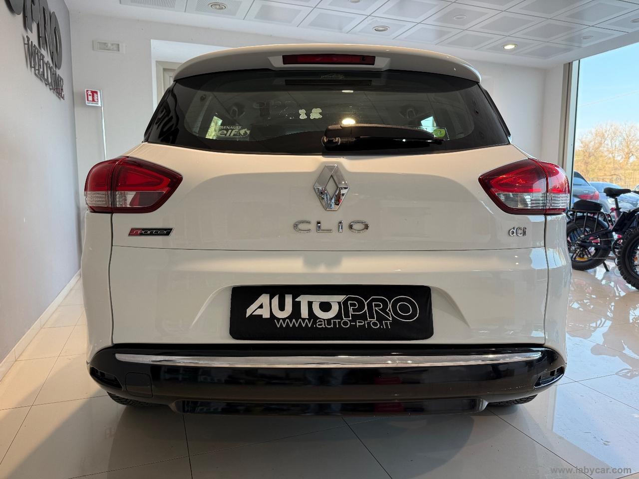 RENAULT Clio Sporter 1.5 dCi 8V 75 CV Wave