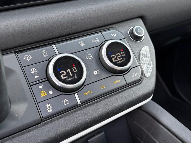 LAND ROVER Defender 110 3.0 l6 400 CV AWD Auto First Edition Gancio