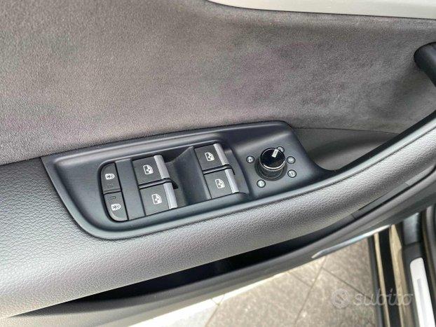 AUDI Q8 50 TDI 286 CV quattro S-line + Matrix +