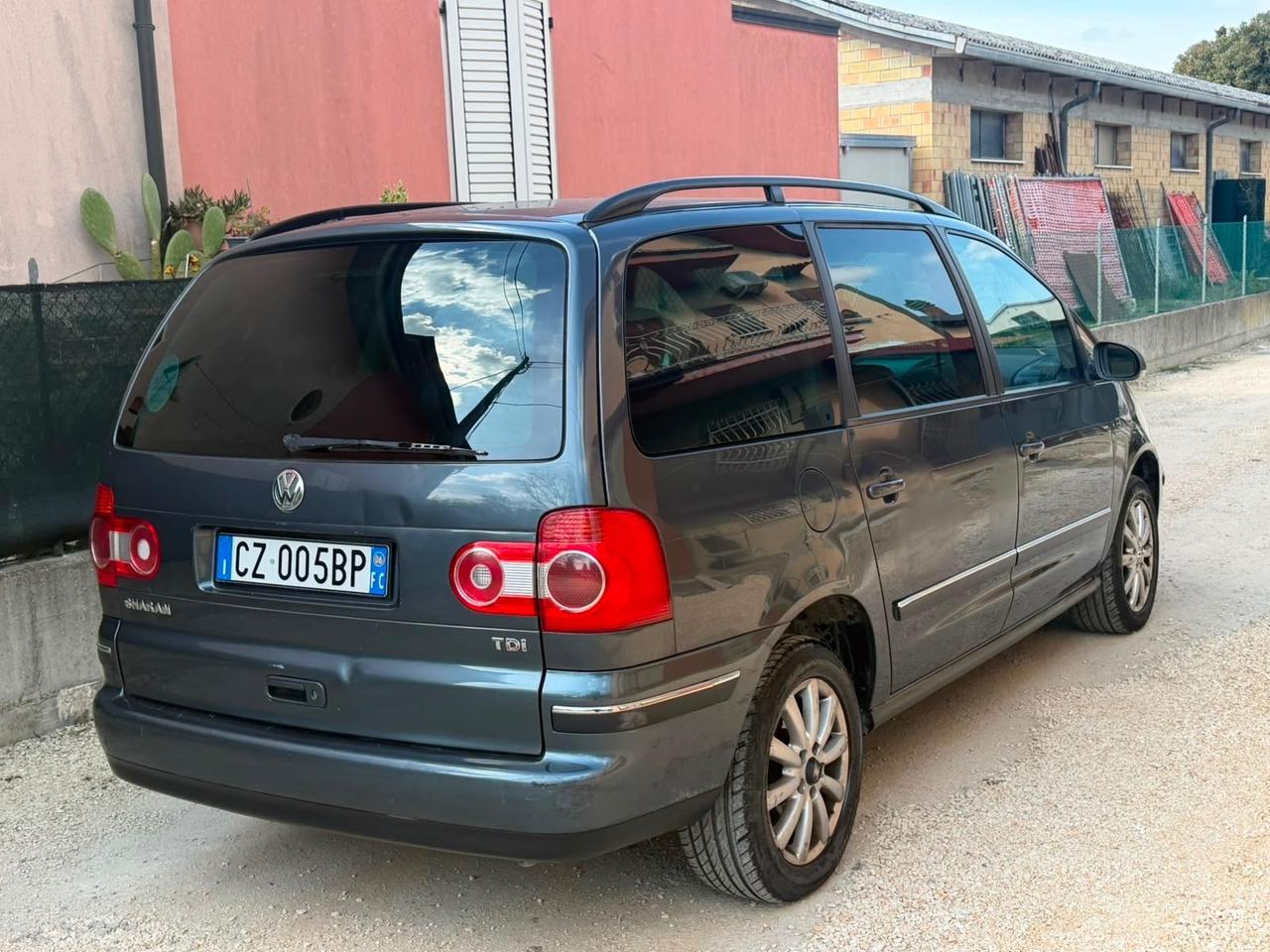 Volkswagen Sharan 1.9 TDI tip. Time