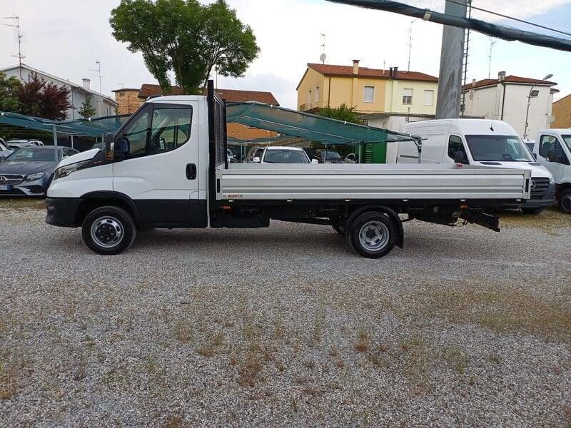 Iveco Daily Daily 35 C16H3.0 3750 cab. HD