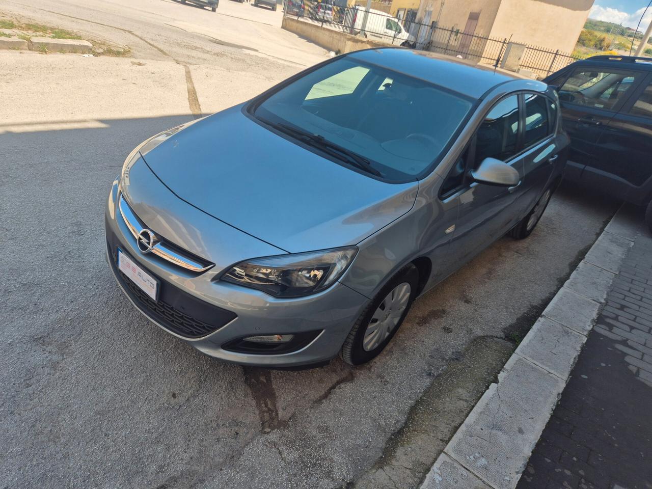 OPEL ASTRA 1.6 CDTI 110 CV BERLINA ANNO 2015 KM CERTIF