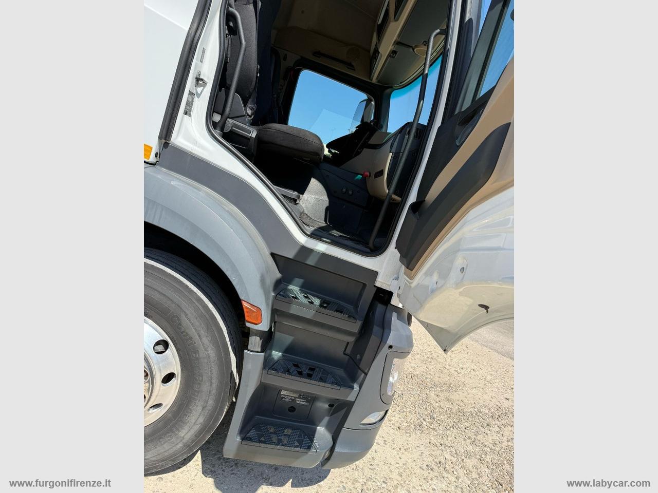 ACTROS 1843