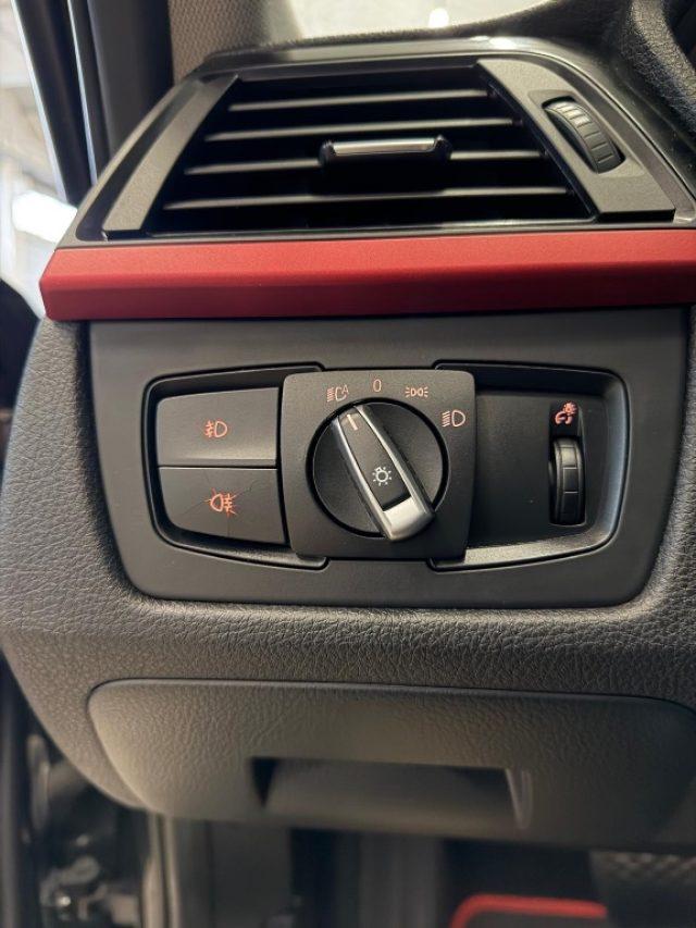 BMW 320 d Sport //LED//NAVI//