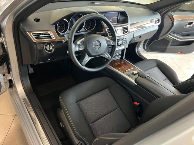 MERCEDES-BENZ E 220 BlueTEC S.W. 4Matic Automatic Business