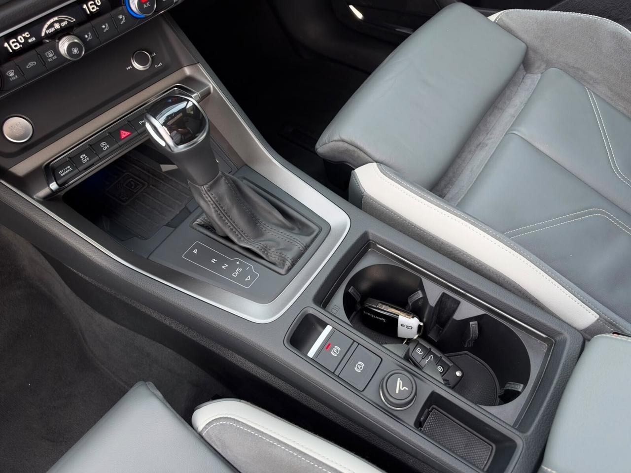 Audi Q3 SPB 45 TFSI quattro S tronic line edition - Tetto apribile