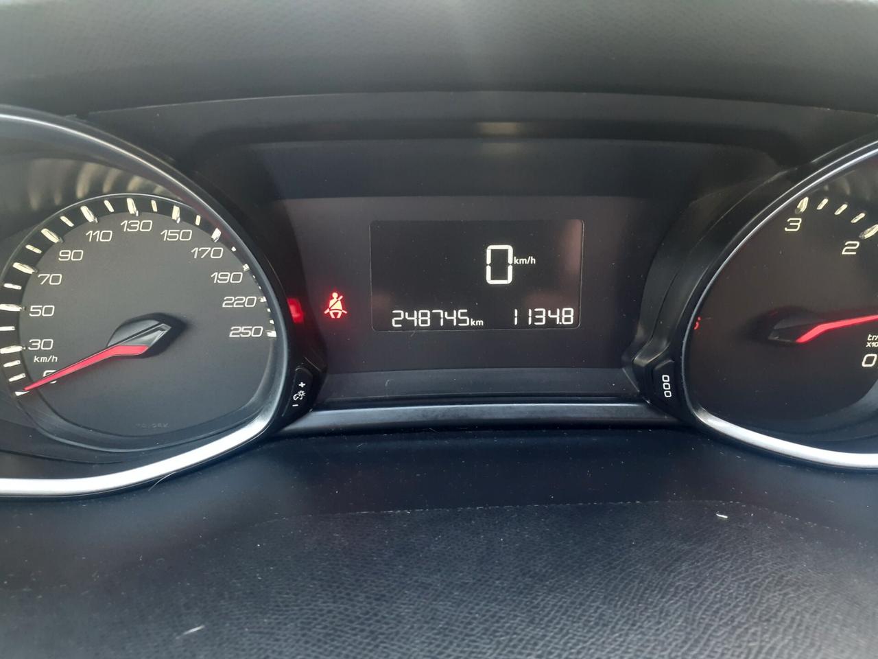 Peugeot 308 BlueHDi 100 S&S SW Business