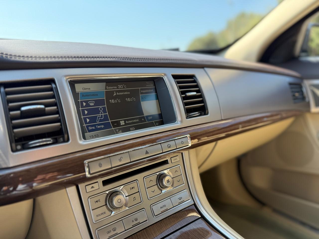 Jaguar XF 3.0 DS V6 Premium Luxury