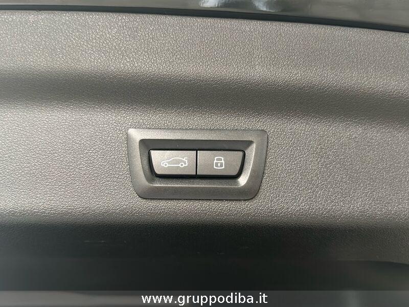 BMW X1 U11 sdrive18d X-Line auto