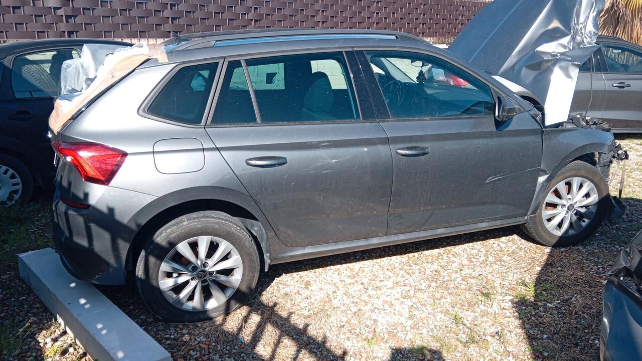 Skoda Kamiq 1.0 TSI Ambition SINISTRATA