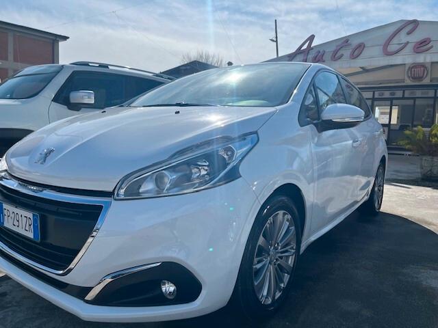 Peugeot 208 BlueHDi 75 5 porte Allure