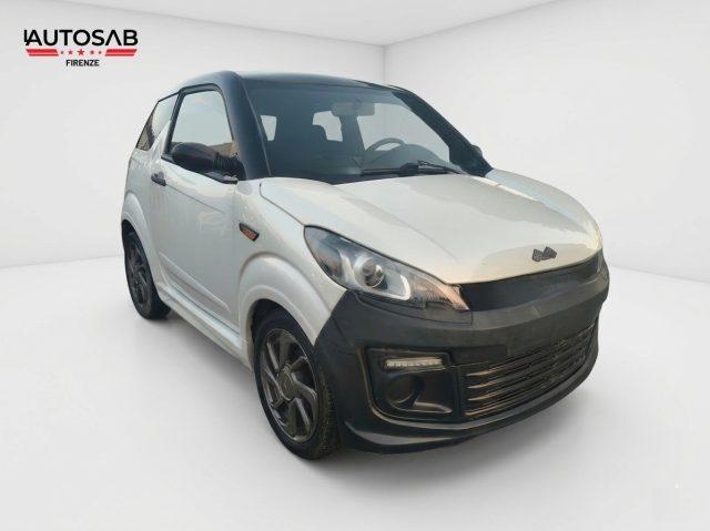 LIGIER JS 50 Progress Patentino AM Retrocamera Bluetooth