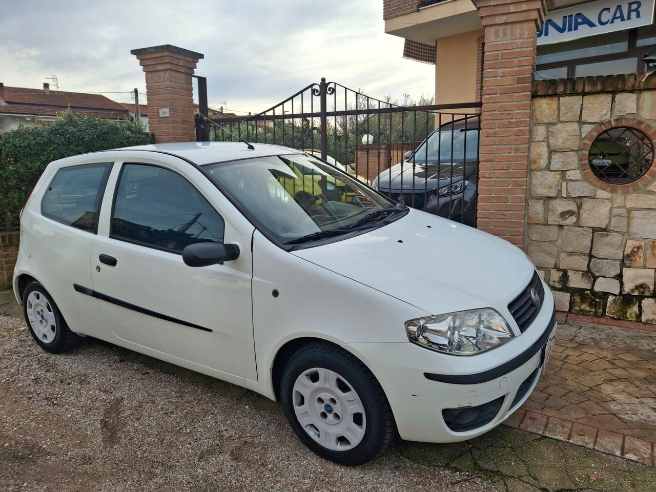 Fiat Punto 1.3 JTD 3p. 4 p.ti Active Van