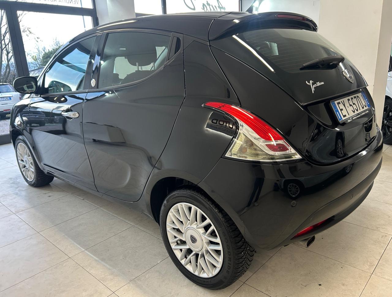 Lancia Ypsilon 1.2 GPL 51kw 2015