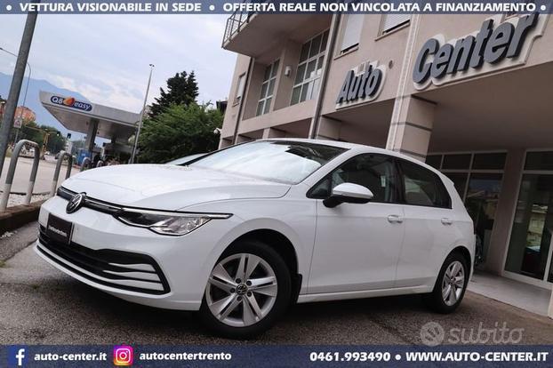 Volkswagen Golf 8 2.0 TDI Life 115 CV *GANCIO