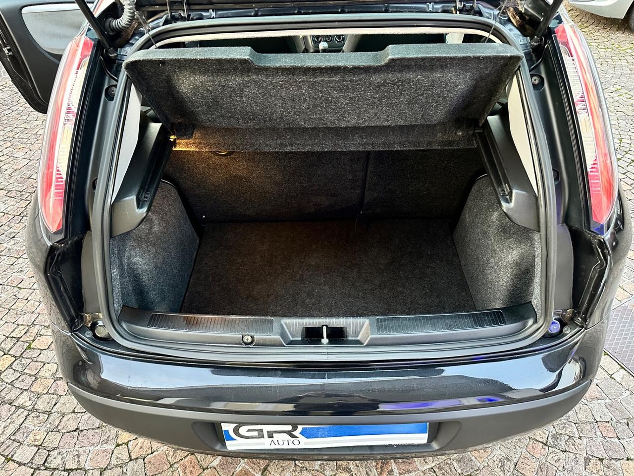 Fiat Punto Evo 1.4Bz 77Cv - Neopatentati