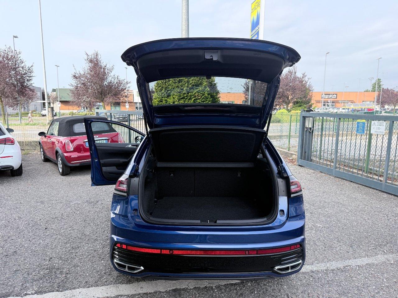 Volkswagen Taigo 1.0 tsi R-Line 110cv dsg