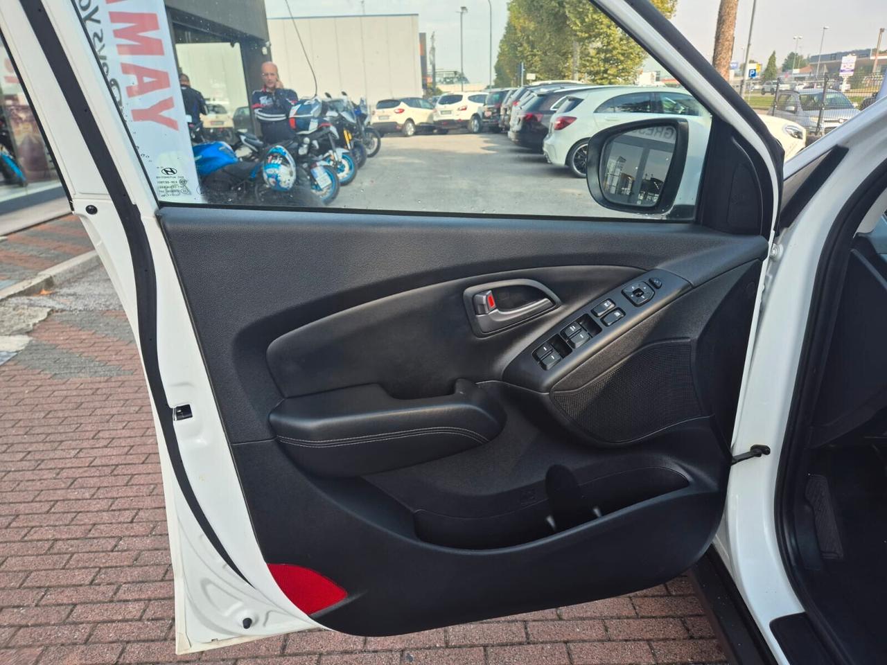 Hyundai iX35 1.7 CRDi 2WD Xpossible E5B--UNIPROPR.!!