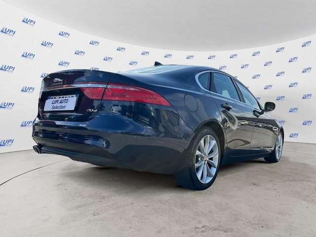 Jaguar XF 2.0d Prestige 180cv auto