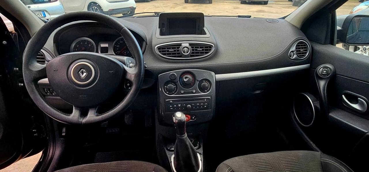 Renault Clio 1.6 16V 5 porte