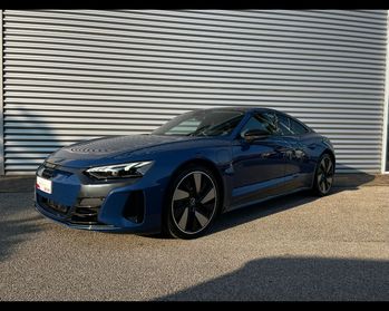 AUDI E - TRON GT QUATTRO