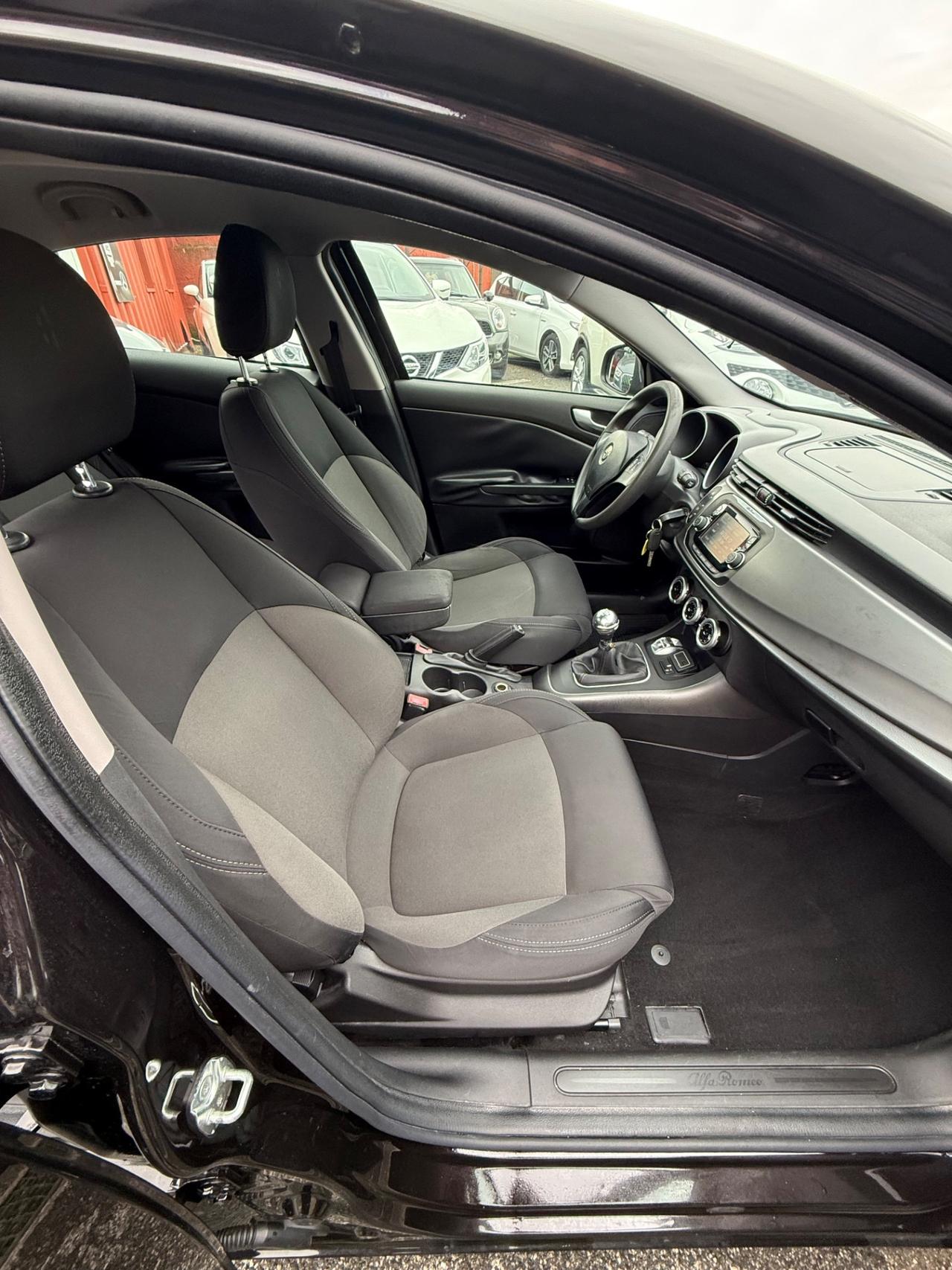 Giulietta 1.6 JTDm -120cv-unipro-rate-E6