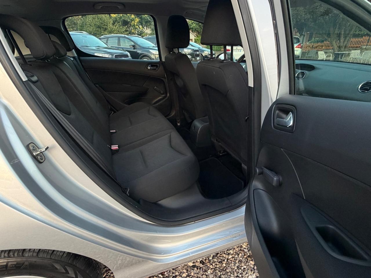 Peugeot 308 1.6 8V e-HDi 112CV Stop&Start 5p. Access