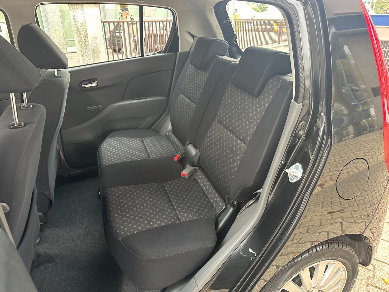 DAIHATSU CUORE 1.0